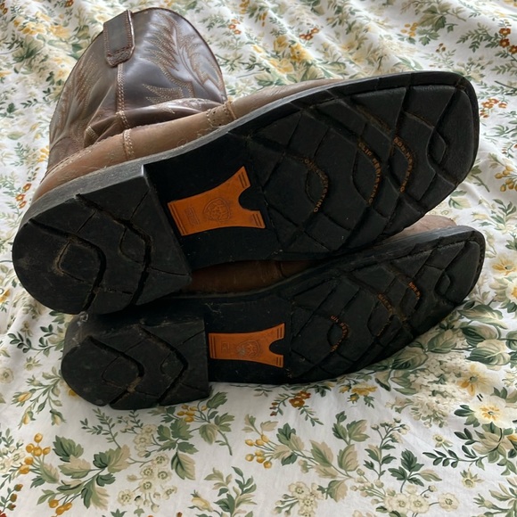 Ariat Brown Cowboy Western Boots Distressed Leather - Picture 5 of 7